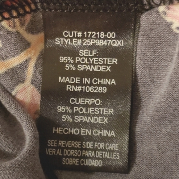 [Trixxi]  Floral Cold Shoulder Dress  Size Large - Picture 10 of 13